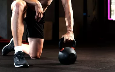 5 ejercicios con Kettlebells para trabajar en casa